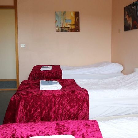 Hotel Hvitserkur Хвамстанги Екстериор снимка