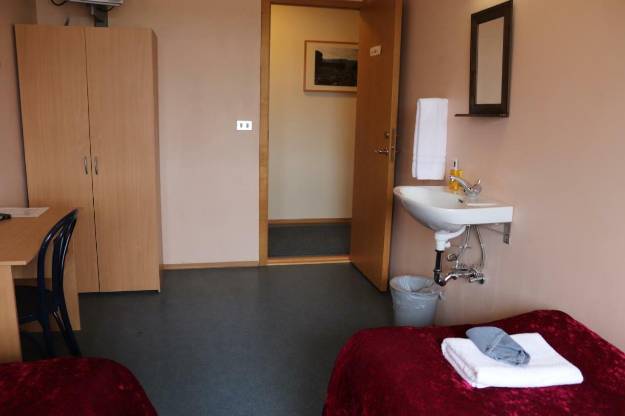 Hotel Hvitserkur Хвамстанги Екстериор снимка